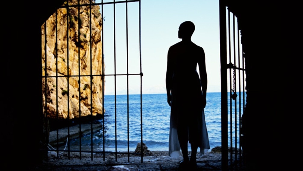 Cast No Shadow (Western Union Series No.1)