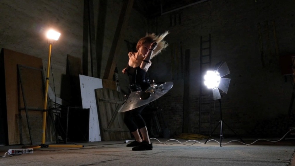 Audio Ballerina Solo: PEEPERS