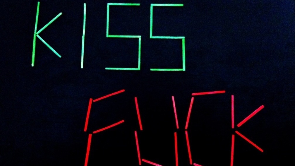 Kiss F